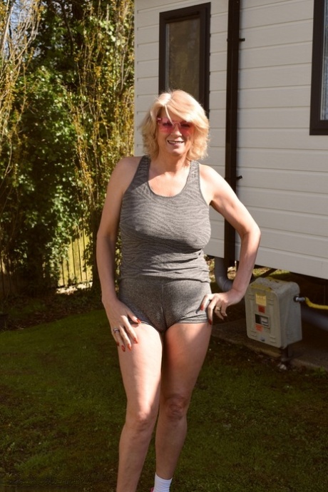 heißer Oma-Sex sexy hübsche foto