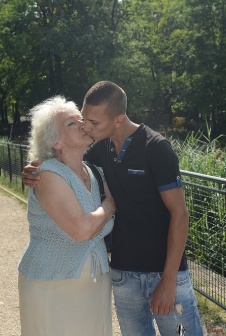 reife Oma-Titten heiße beste fotos